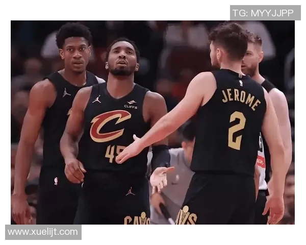 骑士与勇士精彩对决回放12月6日比赛全程回顾与精彩瞬间分析 骑士与勇士精彩对决回放12月6日比赛全程回顾与精彩瞬间分析