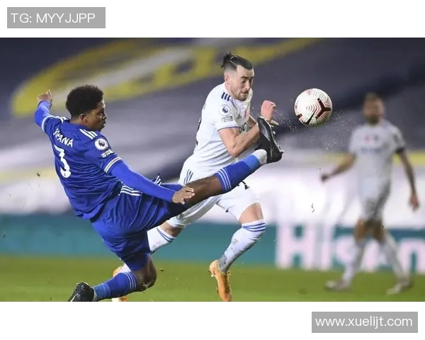 英足总杯精彩对决利兹联迎战强敌全力争胜展现球队风采