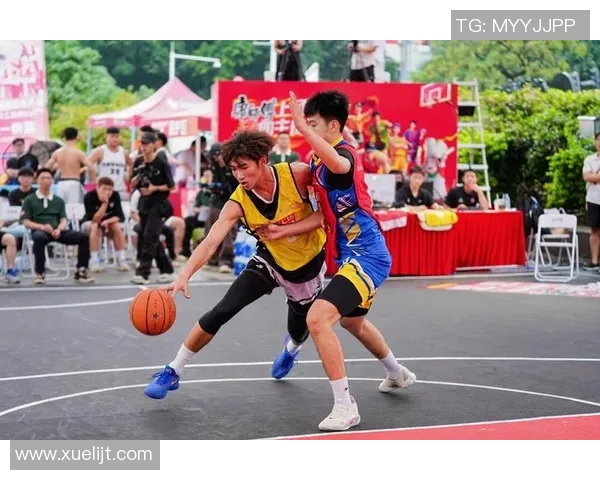 广东与四川激战正酣直播盛宴带你领略篮球魅力与激情对决 广东与四川激战正酣直播盛宴带你领略篮球魅力与激情对决