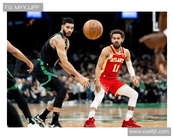 特雷杨带领亚特兰大老鹰队迎战新赛季挑战展现超凡球技与领袖魅力