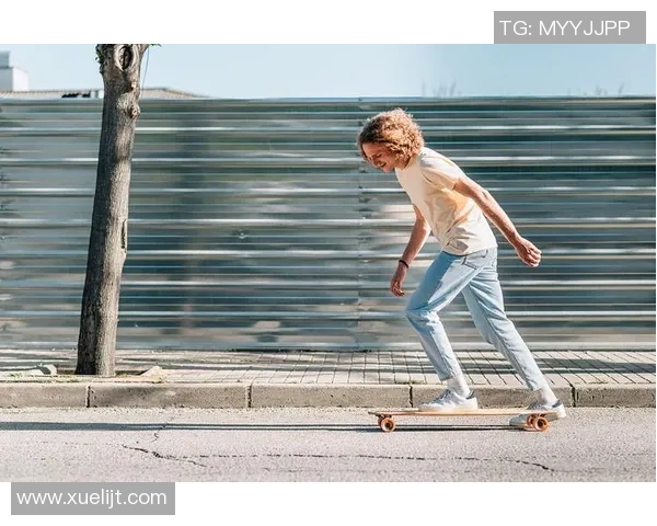 重庆滑板队在全国滑板耐力排行榜中荣获第六名的佳绩引发关注