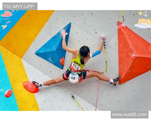 成都攀岩队在攀岩耐力排行榜中荣获第二名的佳绩引发关注